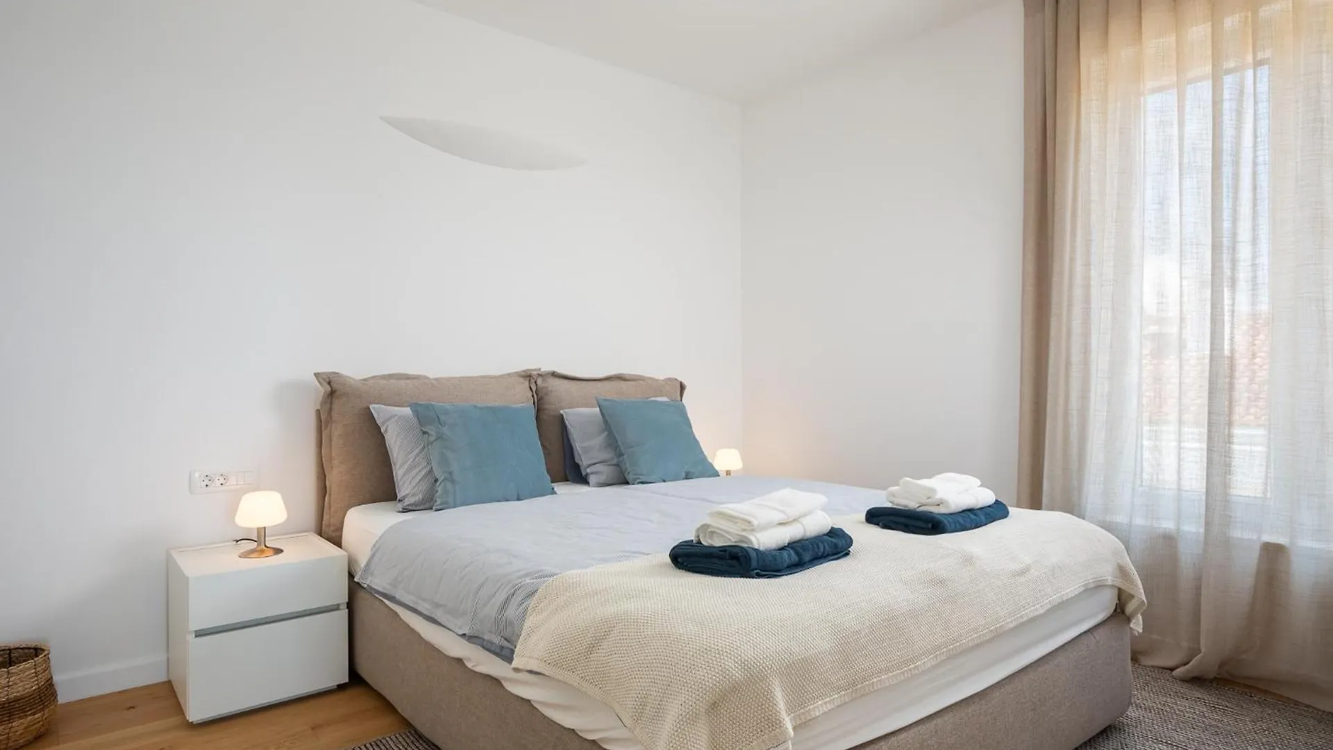 B & M Apartments Novigrad Istria
