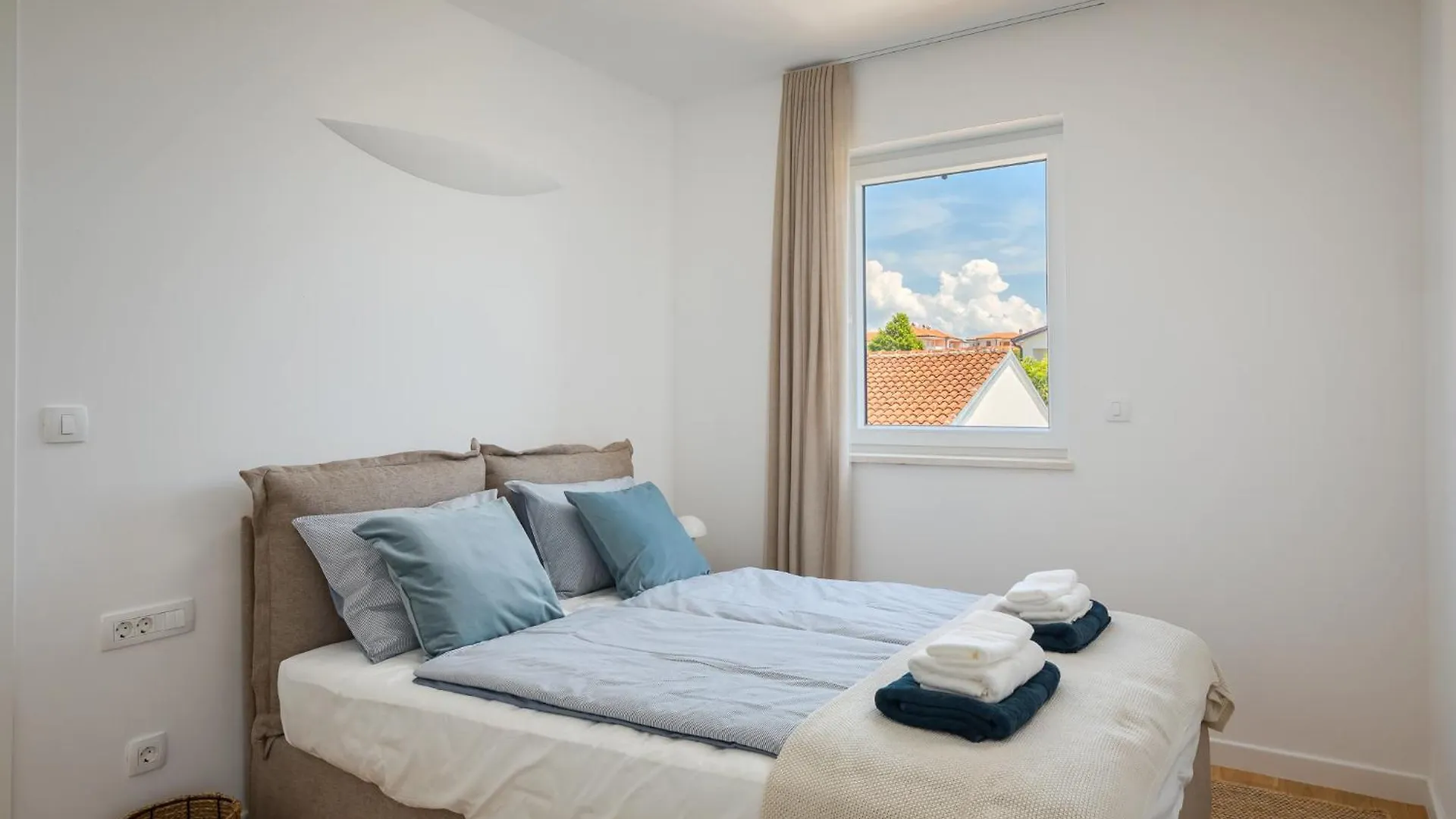 B & M Apartments Novigrad Istria