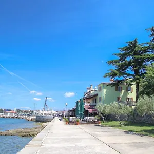  Apartment Bonazza