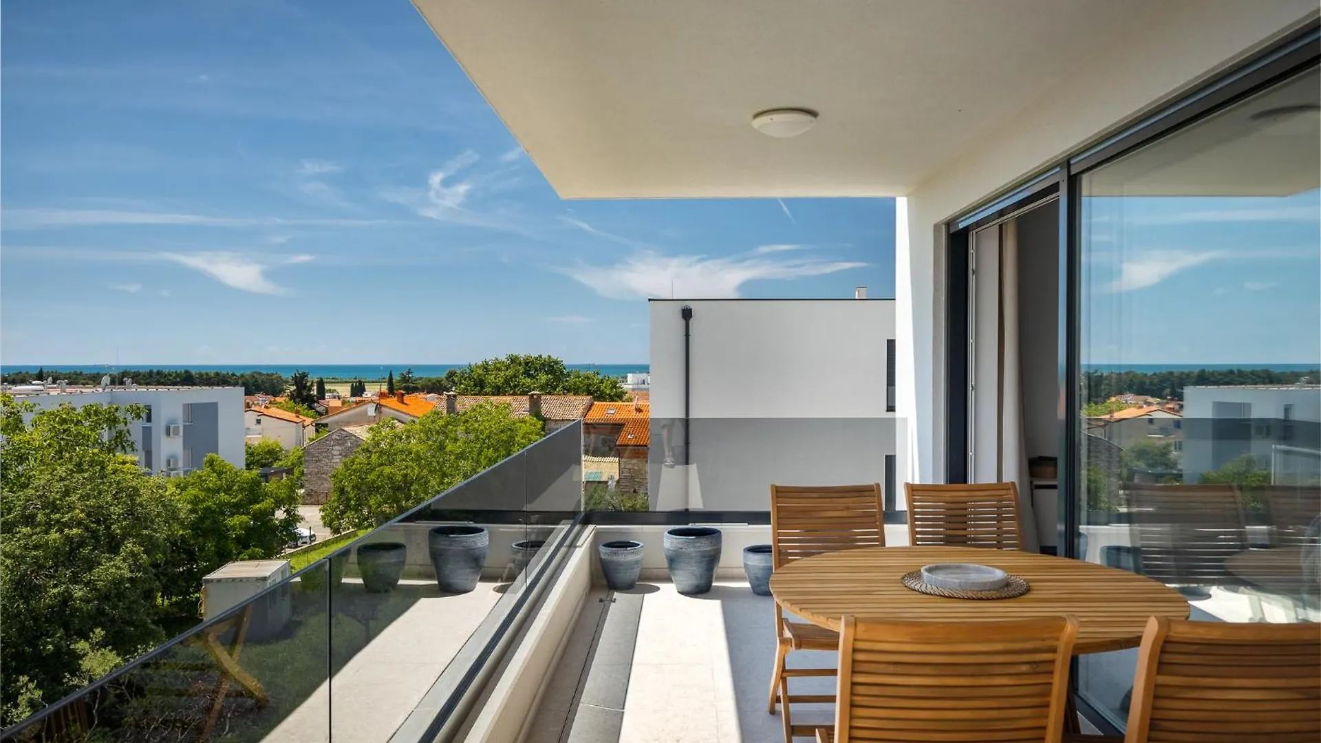 B & M Apartments Novigrad Istria
